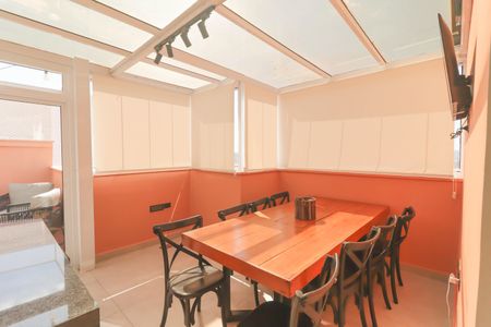 Apartamento à venda com 110m², 2 quartos e 2 vagas Apartamento à venda com 110m², 2 quartos e 2 vagasÁrea externa