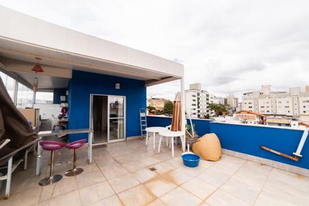 Apartamento à venda com 165m², 3 quartos e 2 vagas Apartamento à venda com 165m², 3 quartos e 2 vagasCobertura