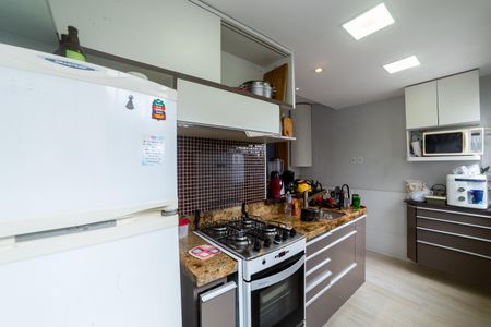 Apartamento à venda com 165m², 3 quartos e 2 vagas Apartamento à venda com 165m², 3 quartos e 2 vagasCozinha