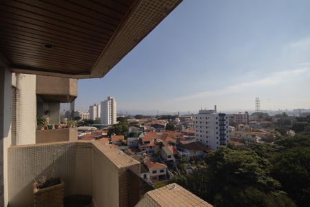 Apartamento à venda com 220m², 3 quartos e 4 vagasVaranda Sala