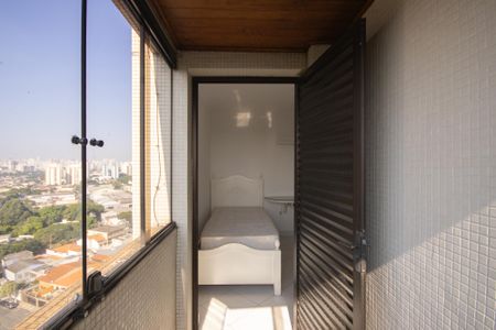 Apartamento à venda com 220m², 3 quartos e 4 vagasVaranda Quarto 1