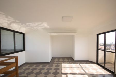 Apartamento à venda com 220m², 3 quartos e 4 vagasSala 2