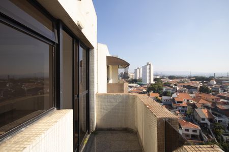 Apartamento à venda com 220m², 3 quartos e 4 vagasVaranda