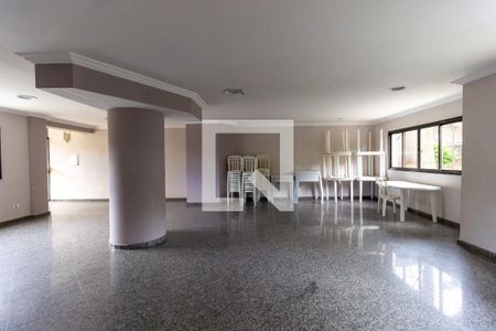 Apartamento à venda com 220m², 3 quartos e 4 vagasÁrea comum - Salão de festas