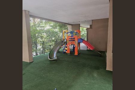 Apartamento à venda com 74m², 3 quartos e 1 vaga