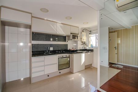 Apartamento à venda com 57m², 2 quartos e 1 vaga Apartamento à venda com 57m², 2 quartos e 1 vagaCozinha e Área de Serviço