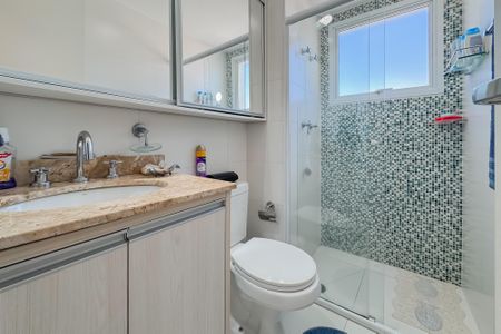 Apartamento para alugar com 72m², 2 quartos e 1 vaga Apartamento para alugar com 72m², 2 quartos e 1 vagaBanheiro da Suíte