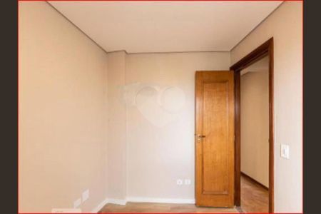 Apartamento à venda com 130m², 3 quartos e sem vaga
