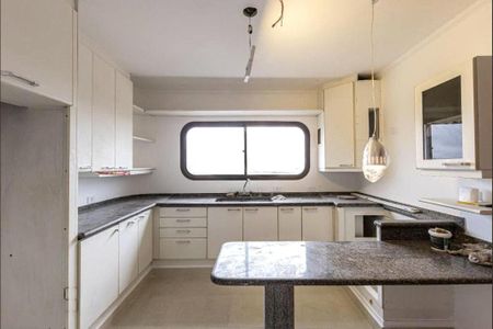 Apartamento à venda com 130m², 3 quartos e sem vaga
