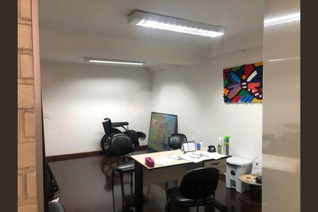 Casa à venda com 470m², 3 quartos e 6 vagas