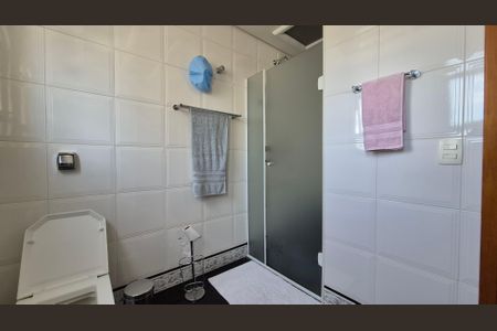 Apartamento à venda com 135m², 3 quartos e 3 vagas Apartamento à venda com 135m², 3 quartos e 3 vagasBanheiro da Suíte