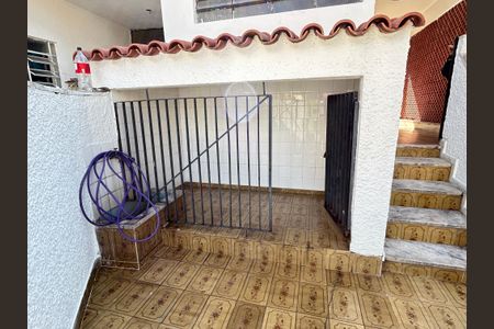Casa à venda com 350m², 4 quartos e 4 vagasQuintal