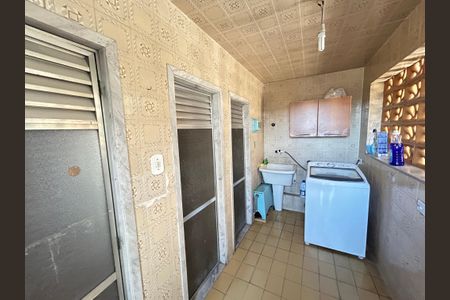 Casa à venda com 350m², 4 quartos e 4 vagasÁrea de Serviço