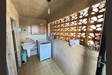 Casa à venda com 350m², 4 quartos e 4 vagasÁrea de Serviço