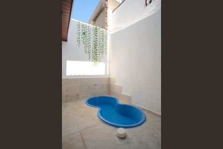 Apartamento para alugar com 45m², 2 quartos e sem vagaQuintal