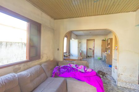 Casa à venda com 50m², 2 quartos e 4 vagas Casa à venda com 50m², 2 quartos e 4 vagasSala