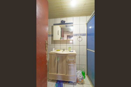 Casa à venda com 50m², 2 quartos e 4 vagas Casa à venda com 50m², 2 quartos e 4 vagasBanheiro