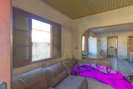 Casa à venda com 50m², 2 quartos e 4 vagas Casa à venda com 50m², 2 quartos e 4 vagasSala