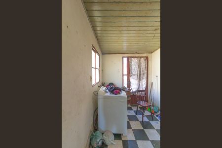 Casa à venda com 50m², 2 quartos e 4 vagas Casa à venda com 50m², 2 quartos e 4 vagasÁrea de Serviço