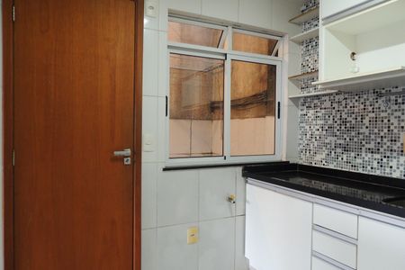 Casa de condomínio à venda com 80m², 2 quartos e 1 vagaCozinha - Armários