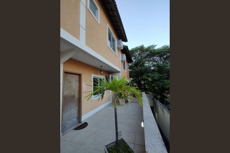 Casa de condomínio à venda com 80m², 2 quartos e 1 vagaFachada da Casa