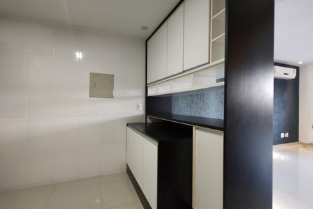 Casa de condomínio à venda com 80m², 2 quartos e 1 vagaCozinha - Armários