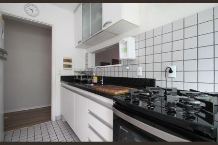 Apartamento à venda com 76m², 3 quartos e 2 vagas Apartamento à venda com 76m², 3 quartos e 2 vagasCozinha