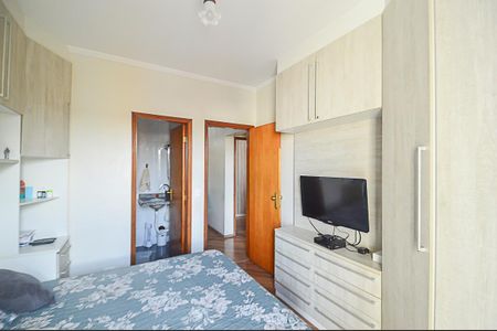 Apartamento à venda com 90m², 3 quartos e 2 vagas Apartamento à venda com 90m², 3 quartos e 2 vagasSuíte