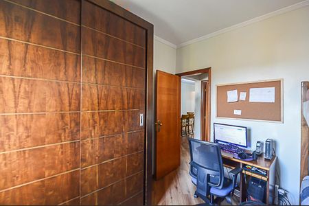 Apartamento à venda com 90m², 3 quartos e 2 vagas Apartamento à venda com 90m², 3 quartos e 2 vagasQuarto 1