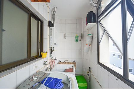 Apartamento à venda com 90m², 3 quartos e 2 vagas Apartamento à venda com 90m², 3 quartos e 2 vagasÁrea de Serviço