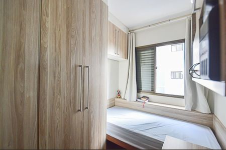 Apartamento à venda com 90m², 3 quartos e 2 vagas Apartamento à venda com 90m², 3 quartos e 2 vagasQuarto 2