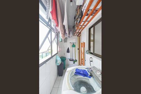 Apartamento à venda com 90m², 3 quartos e 2 vagas Apartamento à venda com 90m², 3 quartos e 2 vagasÁrea de Serviço