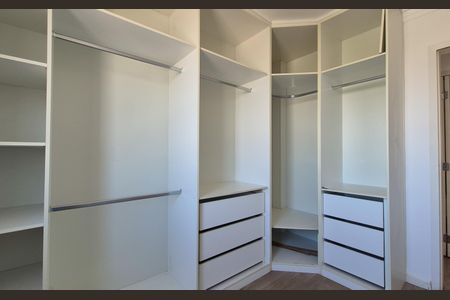 Apartamento à venda com 60m², 3 quartos e 1 vaga Apartamento à venda com 60m², 3 quartos e 1 vagaQuarto