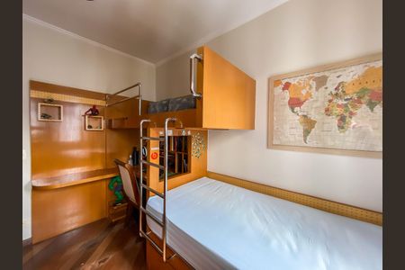Apartamento à venda com 135m², 4 quartos e 2 vagas Apartamento à venda com 135m², 4 quartos e 2 vagasQuarto 2