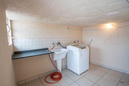 Casa à venda com 300m², 3 quartos e sem vaga Casa à venda com 300m², 3 quartos e sem vagaÁrea de serviço