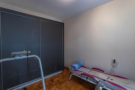 Casa à venda com 300m², 3 quartos e sem vaga Casa à venda com 300m², 3 quartos e sem vagaQuarto 3