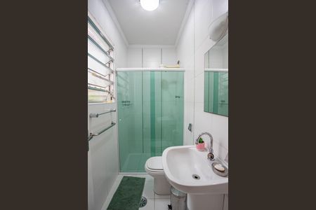 Casa à venda com 300m², 3 quartos e sem vaga Casa à venda com 300m², 3 quartos e sem vagaBanheiro social