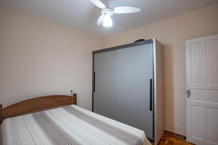 Casa à venda com 300m², 3 quartos e sem vaga Casa à venda com 300m², 3 quartos e sem vagaQuarto 2