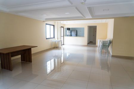 Apartamento à venda com 68m², 2 quartos e 2 vagas Apartamento à venda com 68m², 2 quartos e 2 vagasÁrea comum - Salão de festas