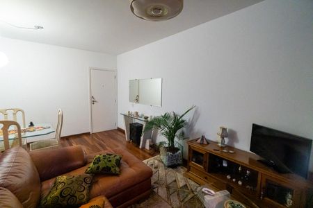 Apartamento à venda com 68m², 2 quartos e 2 vagas Apartamento à venda com 68m², 2 quartos e 2 vagasSala