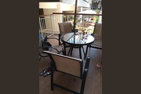 Apartamento à venda com 82m², 2 quartos e 1 vaga