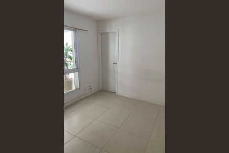 Apartamento à venda com 82m², 2 quartos e 1 vaga