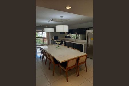 Apartamento à venda com 82m², 2 quartos e 1 vaga