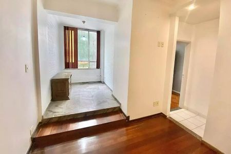 Casa à venda com 130m², 2 quartos e 1 vaga