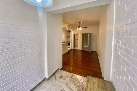 Casa à venda com 130m², 2 quartos e 1 vaga
