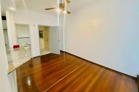 Casa à venda com 130m², 2 quartos e 1 vaga