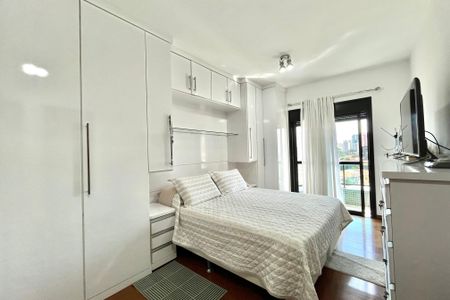 Apartamento à venda com 156m², 3 quartos e 3 vagas Apartamento à venda com 156m², 3 quartos e 3 vagasSuite 1