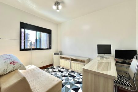 Apartamento à venda com 156m², 3 quartos e 3 vagas Apartamento à venda com 156m², 3 quartos e 3 vagasSuite 2