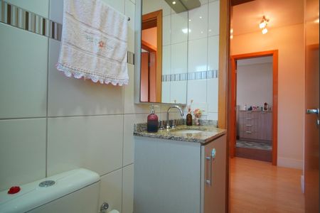 Apartamento à venda com 103m², 2 quartos e 2 vagas Apartamento à venda com 103m², 2 quartos e 2 vagasBanheiro