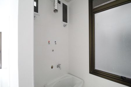 Apartamento à venda com 40m², 1 quarto e 1 vagaÁrea de serviço